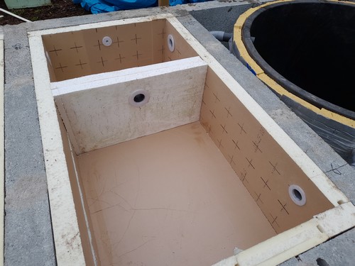 Perçage des trous pour la circulation de l'eau. perçage à -10 (centre du trou)