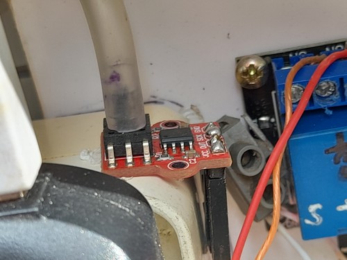 Capteur de pression pour surveiller le bon fonctionnement de la pompe à air